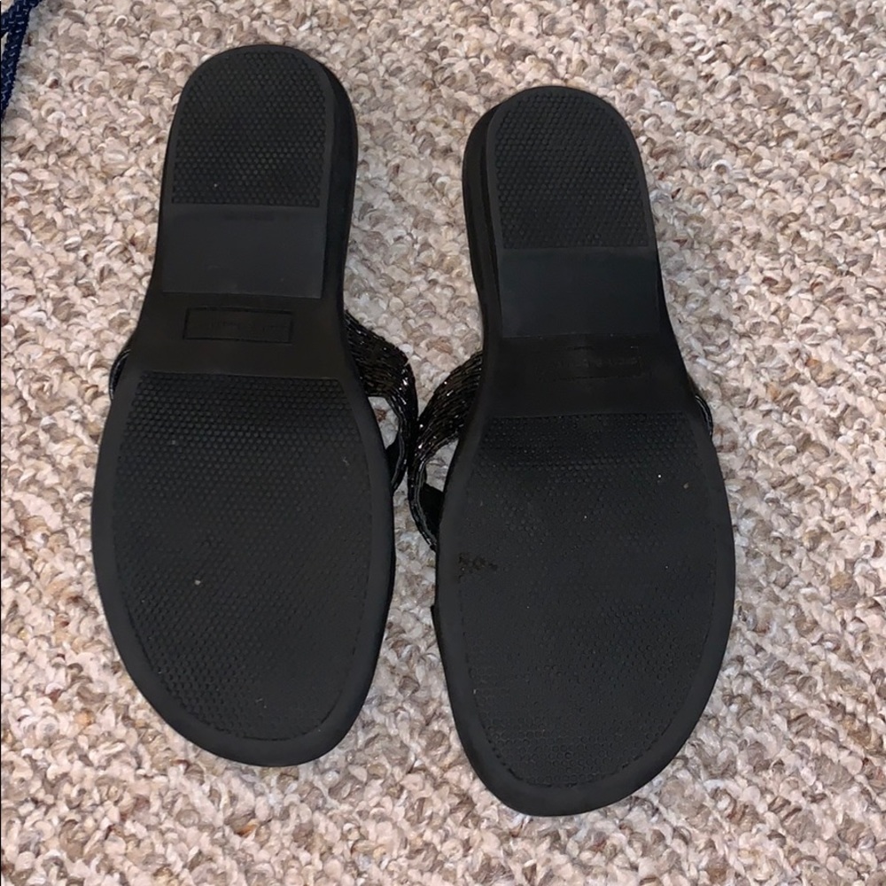 Flat sandals - Picture 2 of 2